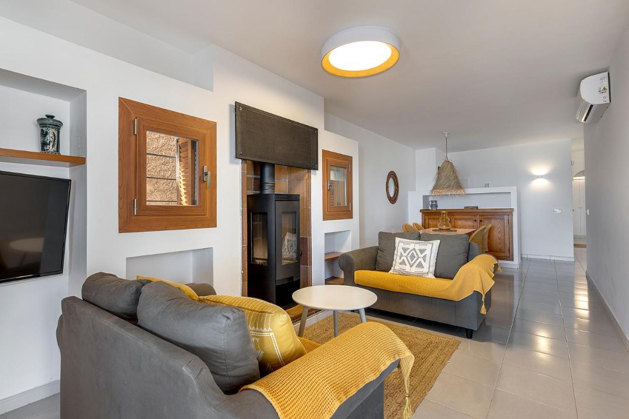 La Gola Apartment, First-Line Beachfront, Newly Refurbished Puerto Pollensa Exterior foto